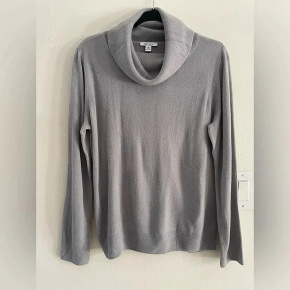 Soft Slate Gray Cowl Neck Turtleneck Long Sleeve Sweater The TOG Shop Size Large - Picture 1 of 6